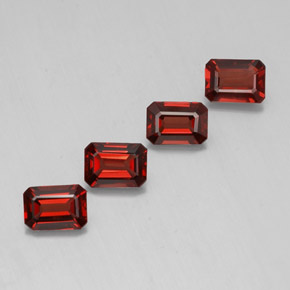 Achetez naturel ct rouge grenat almandin gems, taille émeraude, en provenance madagascar chez gemselect. en stock, livraison internationale!