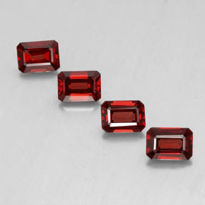 Achetez naturel ct rouge grenat almandin gems, taille émeraude, en provenance madagascar chez gemselect. en stock, livraison internationale!
