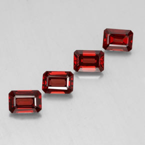 Achetez naturel ct rouge grenat almandin gems, taille émeraude, en provenance madagascar chez gemselect. en stock, livraison internationale!