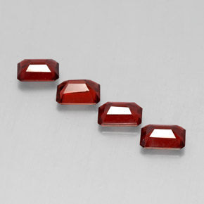 Achetez naturel ct rouge grenat almandin gems, taille émeraude, en provenance madagascar chez gemselect. en stock, livraison internationale!