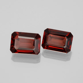 Achetez naturel ct rouge grenat almandin gems, taille émeraude, en provenance madagascar chez gemselect. en stock, livraison internationale!