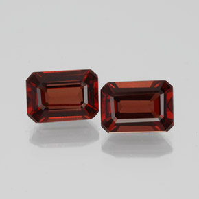 Achetez naturel ct rouge grenat almandin gems, taille émeraude, en provenance madagascar chez gemselect. en stock, livraison internationale!