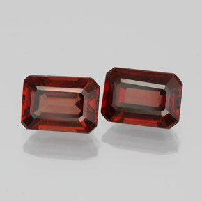 Achetez naturel ct rouge grenat almandin gems, taille émeraude, en provenance madagascar chez gemselect. en stock, livraison internationale!