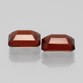 Achetez naturel ct rouge grenat almandin gems, taille émeraude, en provenance madagascar chez gemselect. en stock, livraison internationale!