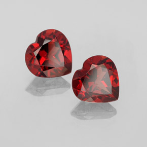 Achetez naturel ct Rouge foncé Grenat Almandin gems, Forme de coeur, En provenance Madagascar chez GemSelect. En stock, livraison internationale!