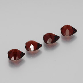 Achetez naturel ct rouge grenat almandin gems, forme de coeur, en provenance madagascar chez gemselect. en stock, livraison internationale!