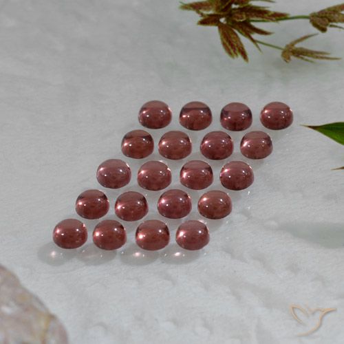 Achetez naturel 3.70ct Rouge écarlate Grenat Almandin gems, Coupe roude, En provenance Madagascar chez GemSelect. En stock, livraison internationale!