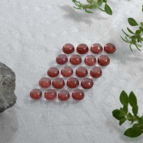 Achetez naturel 3.24ct Rouge Grenat Almandin gems, Coupe roude, En provenance Madagascar chez GemSelect. En stock, livraison internationale!