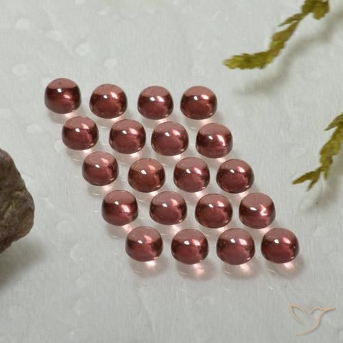Shop natural 4.10ct Vin rouge Grenat Almandin gems, Tour, from Madagascar at GemSelect. In stock, global shipping!