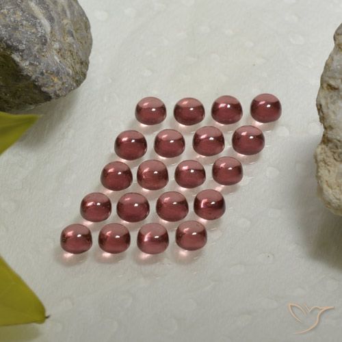 Achetez naturel 3.48ct Rouge moyen Grenat Almandin gems, Coupe roude, En provenance Madagascar chez GemSelect. En stock, livraison internationale!