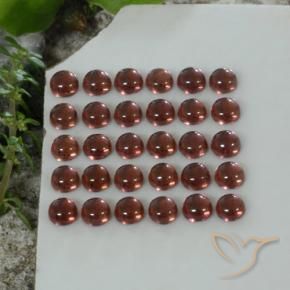 Shop natural 5.69ct Rouge foncé Grenat Almandin gems, Tour, from Madagascar at GemSelect. In stock, global shipping!