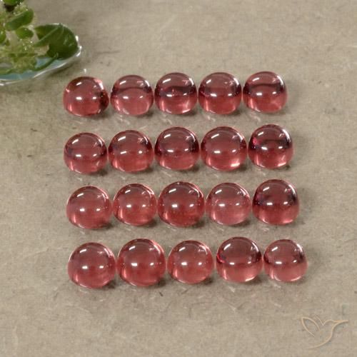 Shop natural 4.15ct Vin rouge profond Grenat Almandin gems, Tour, from Madagascar at GemSelect. In stock, global shipping!
