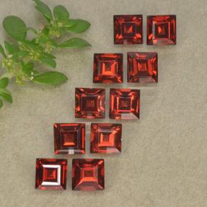 Achetez naturel 3,89ct rouge vif grenat almandin gems, carré, en provenance madagascar chez gemselect. en stock, livraison internationale!