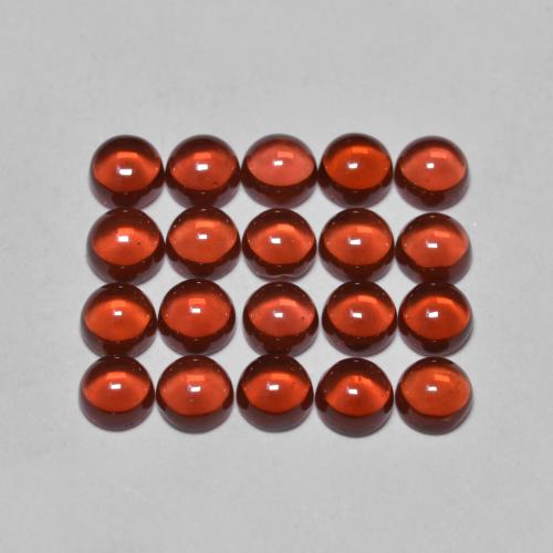 Achetez naturel 3.94ct Rouge vif Grenat Almandin gems, Coupe roude, En provenance Madagascar chez GemSelect. En stock, livraison internationale!