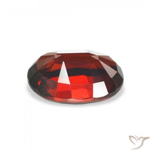 Grenat Almandin Rouge foncé naturelle ovale, 3.14 ct, VVS-VS