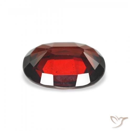 Grenat Almandin Rouge foncé naturelle ovale, 2.85 ct, VVS-VS