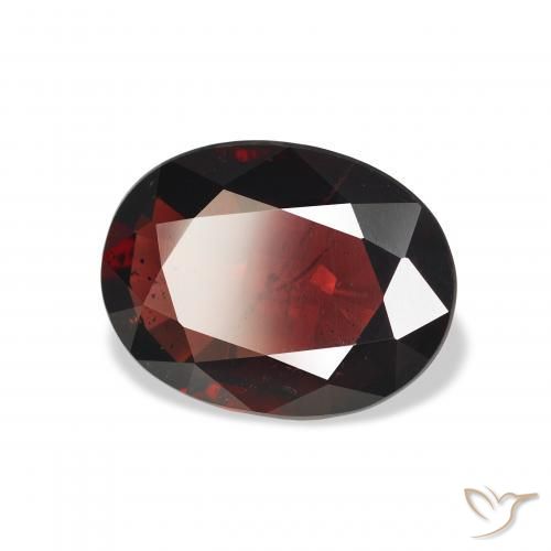 Grenat Almandin Rouge sang profond naturelle ovale, 4.83 ct, VS