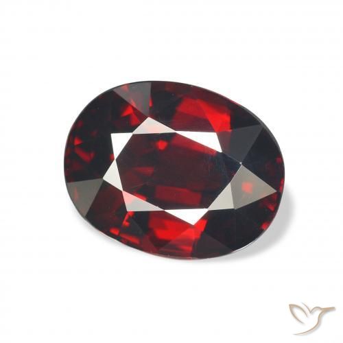Grenat Almandin Rouge foncé naturelle ovale, 5.77 ct, VVS-VS