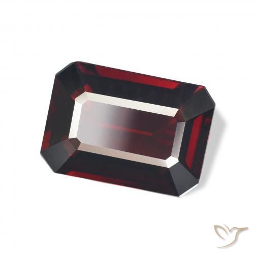 Grenat Almandin Rouge foncé naturelle Octogone / coupe Émeraude, 6.03 ct, VVS-VS