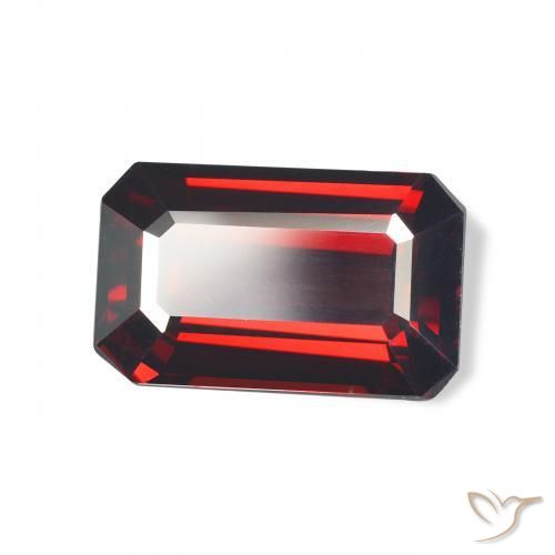 Grenat Almandin Rouge foncé naturelle Octogone / coupe Émeraude, 6.40 ct, VVS-VS