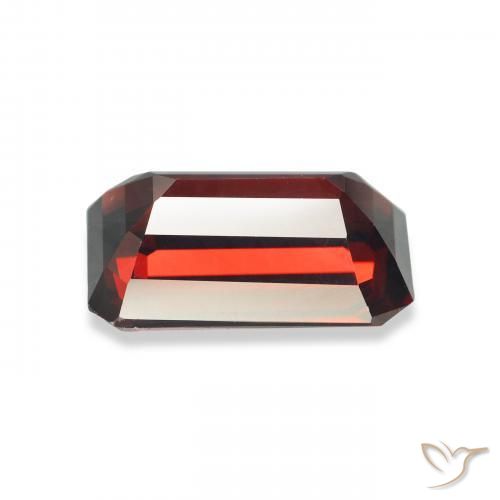Grenat Almandin Rouge foncé naturelle Octogone / coupe Émeraude, 6.40 ct, VVS-VS