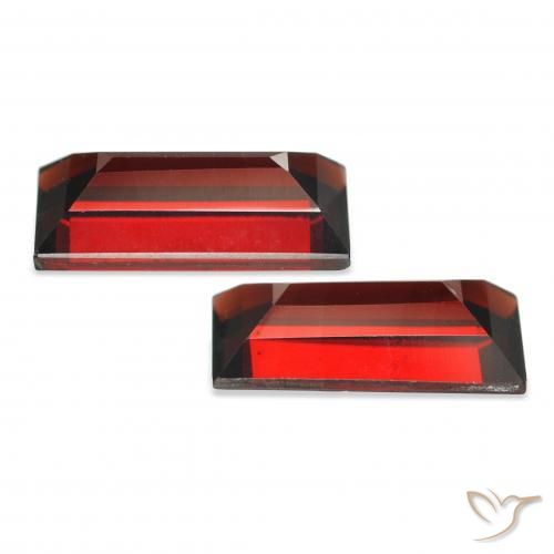 Shop natural 3.88ct Rouge foncé Grenat Almandin gems, Baquette, from Mozambique at GemSelect. In stock, global shipping!
