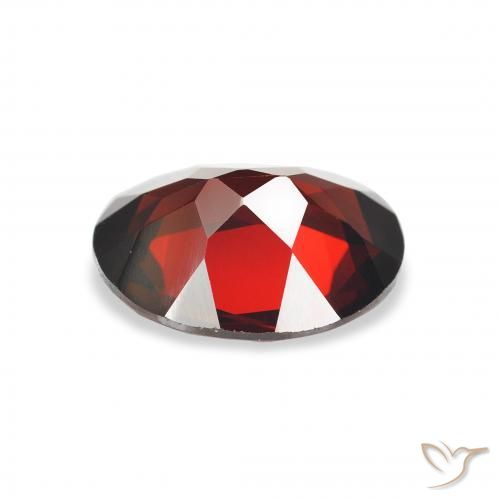 Grenat Almandin Rouge foncé naturelle ovale, 2.87 ct, VVS-VS