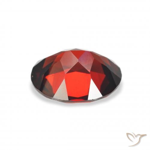 Grenat Almandin Rouge foncé naturelle ovale, 3.16 ct, VVS-VS