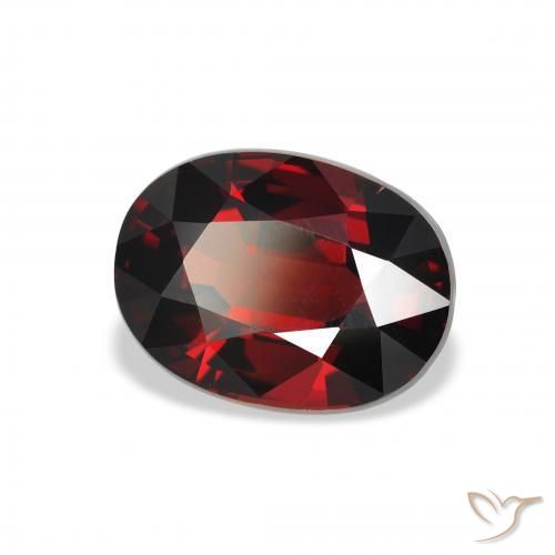 Grenat Almandin Rouge foncé naturelle ovale, 3.56 ct, VS