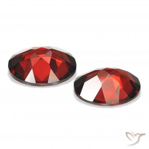 Shop natural 7.57ct Rouge sang profond Grenat Almandin gems, ovale, from Mozambique at GemSelect. In stock, global shipping!