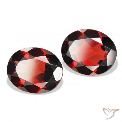 Shop natural 7.31ct Rouge sang profond Grenat Almandin gems, ovale, from Mozambique at GemSelect. In stock, global shipping!