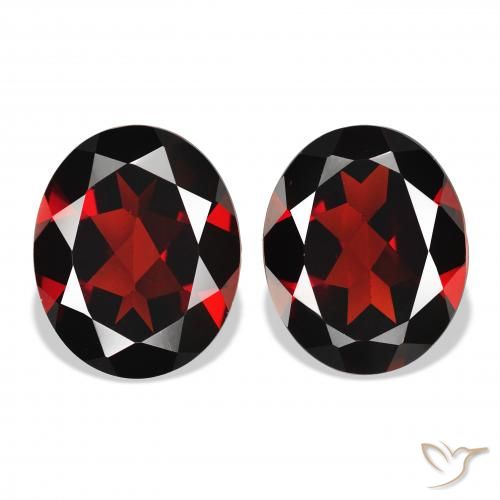 7.73ctw Naturel Rouge foncé Grenat almandin, ovale, VS