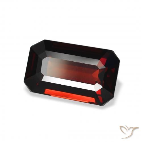 Grenat almandin rouge foncé naturelle taille émeraude, 3,48 ct, VVS-VS