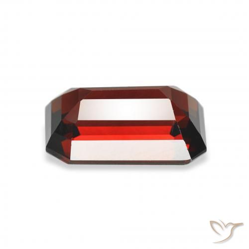 Grenat almandin rouge foncé naturelle taille émeraude, 3,48 ct, VVS-VS
