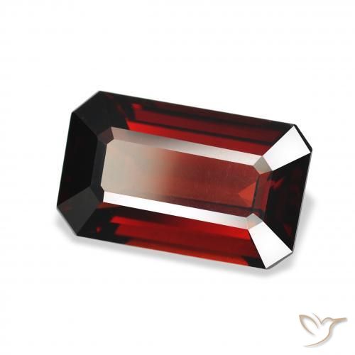 Grenat Almandin Rouge foncé naturelle Octogone / coupe Émeraude, 5.08 ct, VVS-VS