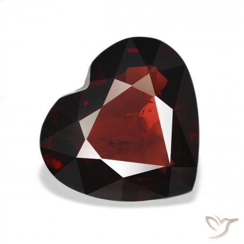 Grenat Almandin Rouge foncé naturelle Cœur, 5.90 ct, VS
