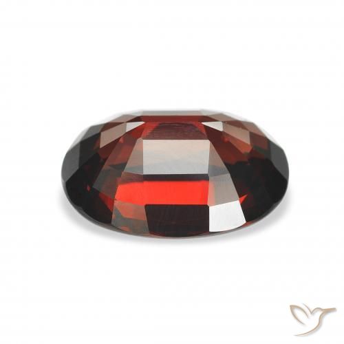 Grenat Almandin Rouge foncé naturelle ovale, 4.04 ct, VVS