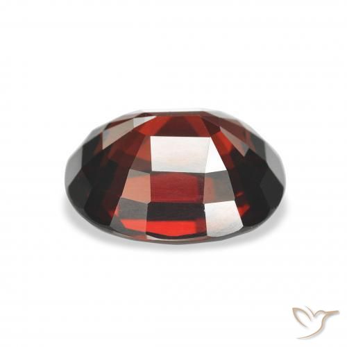 Grenat Almandin Rouge foncé naturelle ovale, 4.56 ct, VVS
