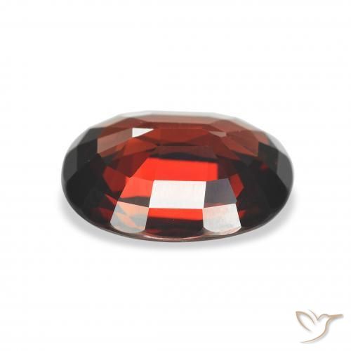 Grenat Almandin Rouge foncé naturelle ovale, 3.83 ct, VVS