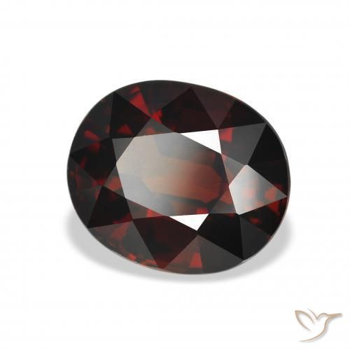 Grenat Almandin Rouge noirâtre naturelle ovale, 4.80 ct, VVS