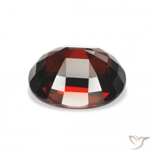Grenat Almandin Rouge noirâtre naturelle ovale, 4.80 ct, VVS