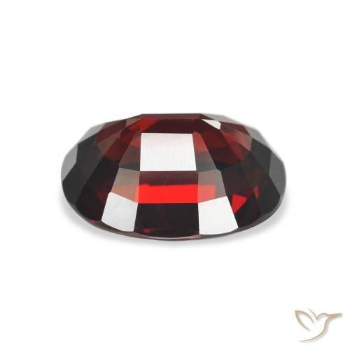 Grenat Almandin Rouge foncé naturelle ovale, 5.40 ct, VVS