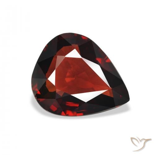 Grenat Almandin Rouge foncé naturelle En forme de poire, 3.64 ct, VS
