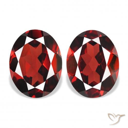 Shop natural 4.09ct Rouge foncé Grenat almandin gems, ovale, from Mozambique at GemSelect. In stock, global shipping!