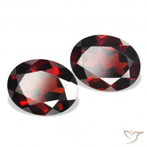 Shop natural 4.01ct Rouge sang profond Grenat Almandin gems, ovale, from Mozambique at GemSelect. In stock, global shipping!