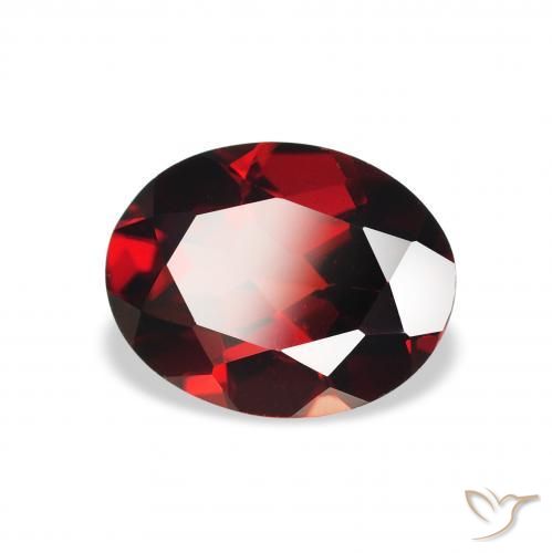 Grenat Almandin Rouge sang profond naturelle ovale, 2.12 ct, VVS-VS
