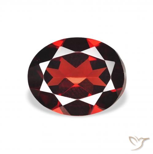 Grenat Almandin Rouge sang profond naturelle ovale, 2.01 ct, VVS-VS