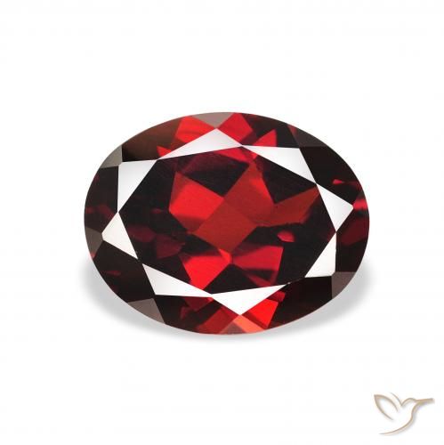 Grenat almandin Rouge foncé naturelle ovale, 2.12 ct, VS