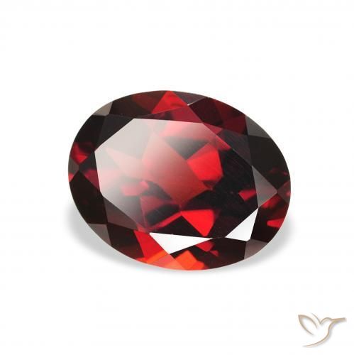 Grenat almandin Rouge foncé naturelle ovale, 2.12 ct, VS