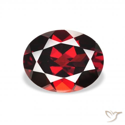 Grenat almandin Rouge foncé naturelle ovale, 2.38 ct, VS